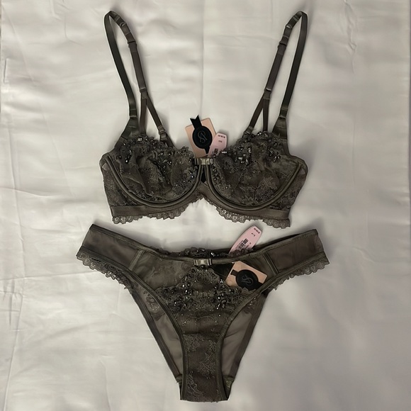 Victoria’s Secret designer collection bra & panty 32C - Picture 2 of 16